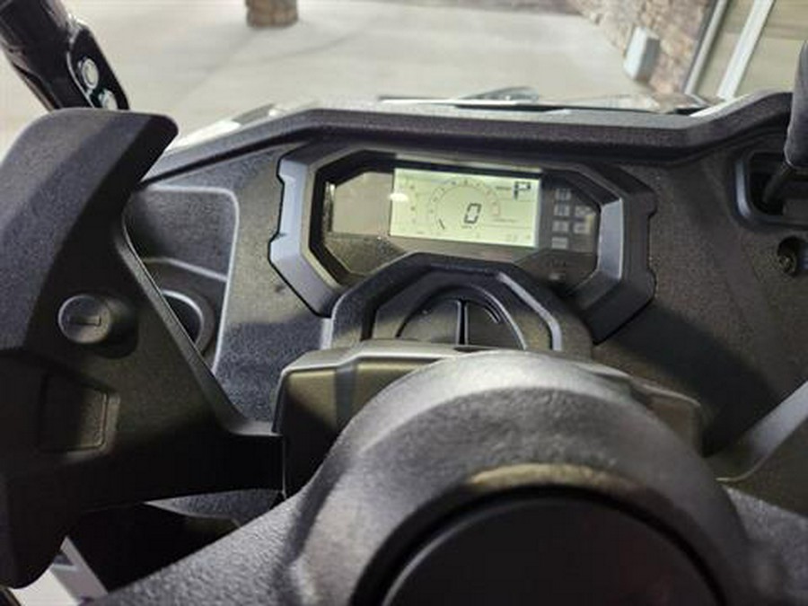 2025 Honda Pioneer 1000 Deluxe