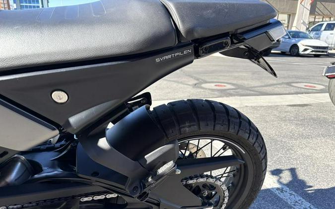 2024 Husqvarna® Svartpilen 401