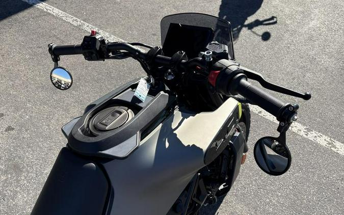 2024 Husqvarna® Svartpilen 401