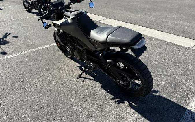 2024 Husqvarna® Svartpilen 401