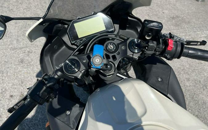 2024 Yamaha YZF-R3 R3