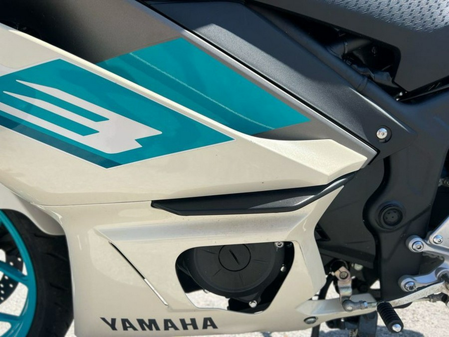 2024 Yamaha YZF-R3 R3