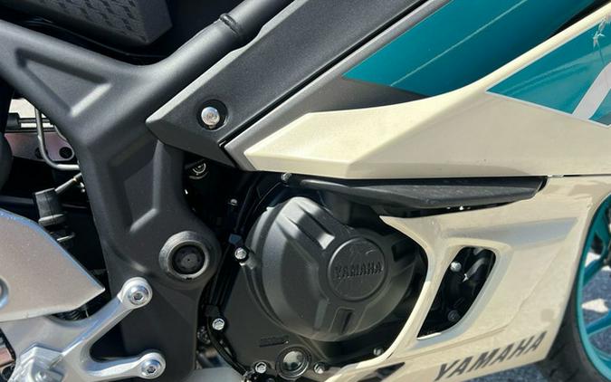 2024 Yamaha YZF-R3 R3