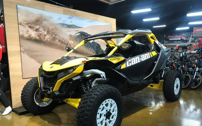 2024 CAN-AM MAVERICK R X RS WITH SMART-SHOX 999T DCT