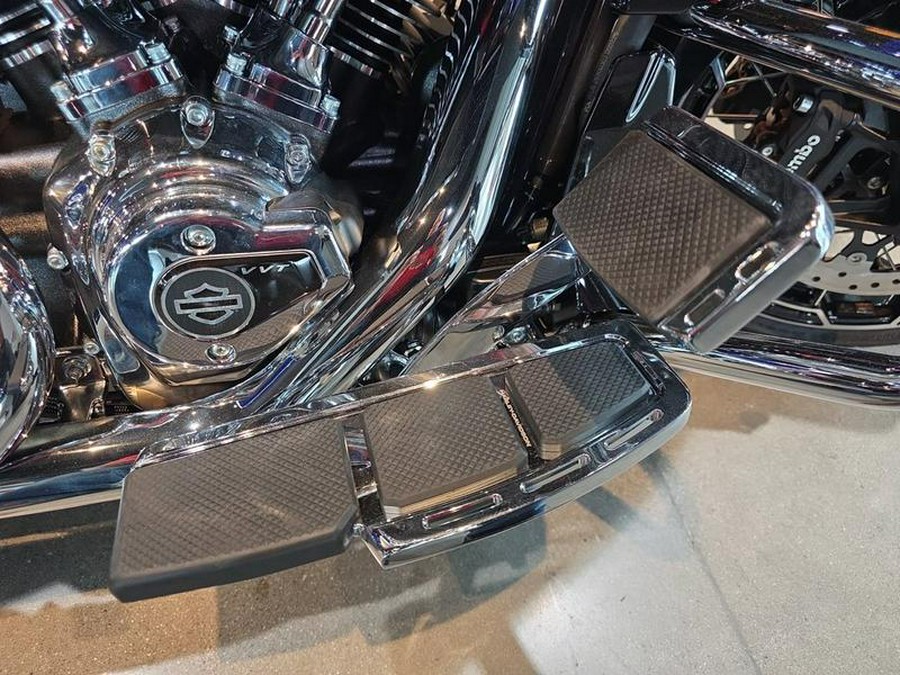 2025 Harley-Davidson® FLTRXSE - CVO™ Road Glide®