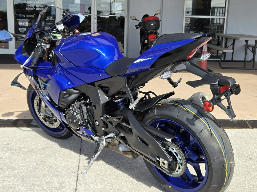 2026 Yamaha YZF-R1