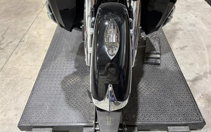 2015 Indian Motorcycle® Roadmaster™ Thunder Black