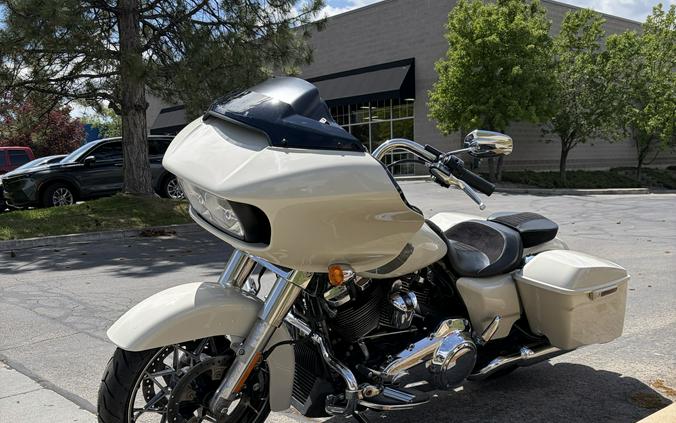 2022 Harley-Davidson Road Glide® Special