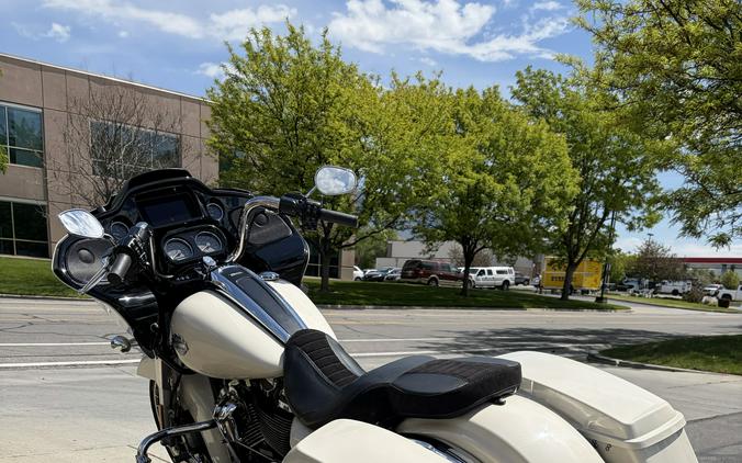 2022 Harley-Davidson Road Glide® Special