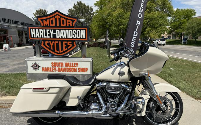 2022 Harley-Davidson Road Glide® Special