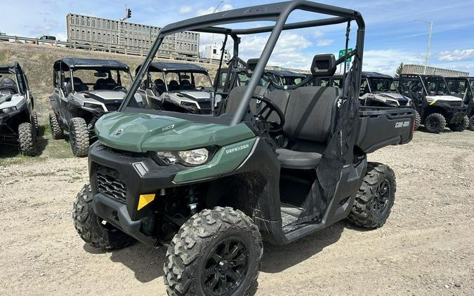 2024 Can-Am® Defender DPS HD7 Tundra Green