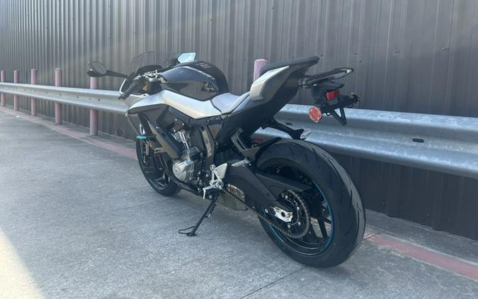 2025 CFMOTO SS 675