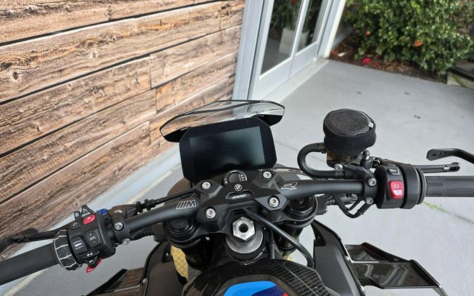 2025 BMW M 1000 R