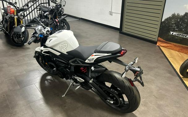2025 Triumph Street Triple 765 R