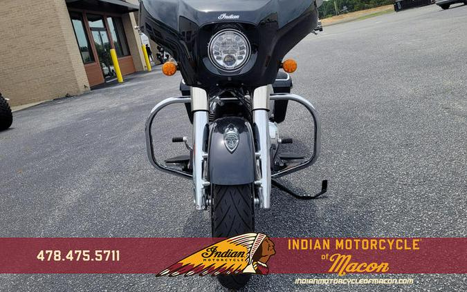 2024 Indian Motorcycle® Chieftain® Limited with Powerband Audio Package Black Metallic