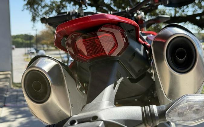 2026 Ducati Hypermotard 698 Mono Red
