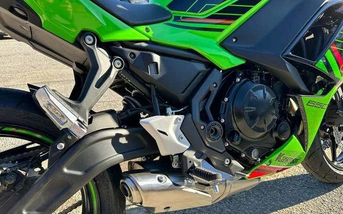 2024 Kawasaki Ninja® 650 KRT Edition ABS