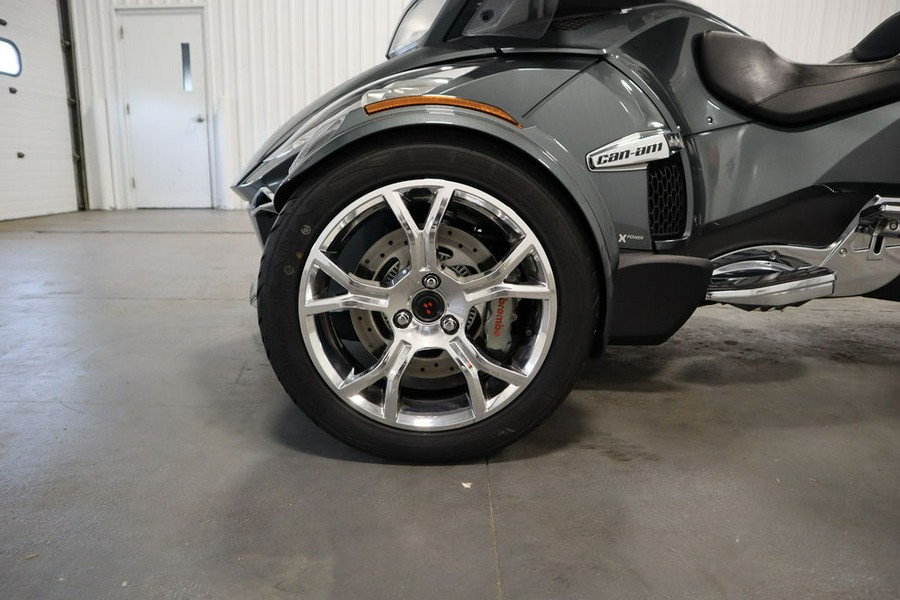 2019 Can-Am® Spyder® RT Limited Chrome