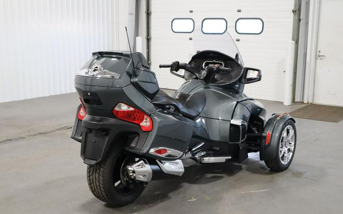 2019 Can-Am® Spyder® RT Limited Chrome