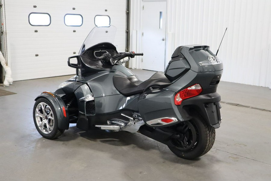 2019 Can-Am® Spyder® RT Limited Chrome