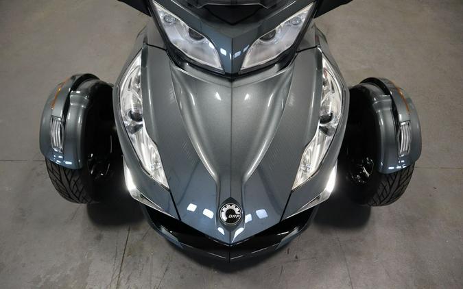 2019 Can-Am® Spyder® RT Limited Chrome