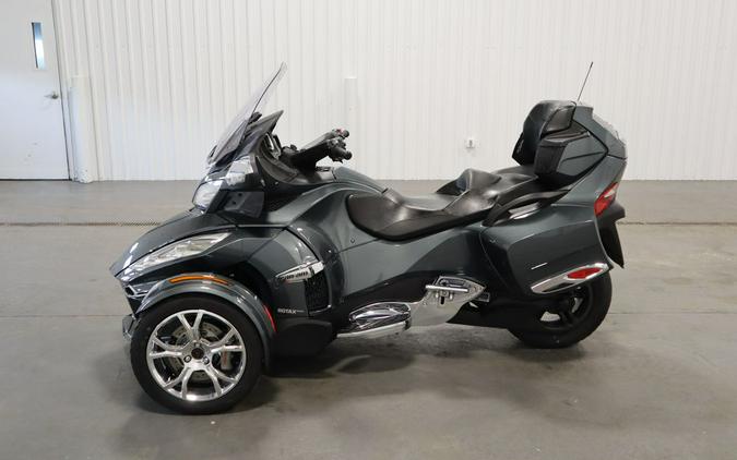 2019 Can-Am® Spyder® RT Limited Chrome