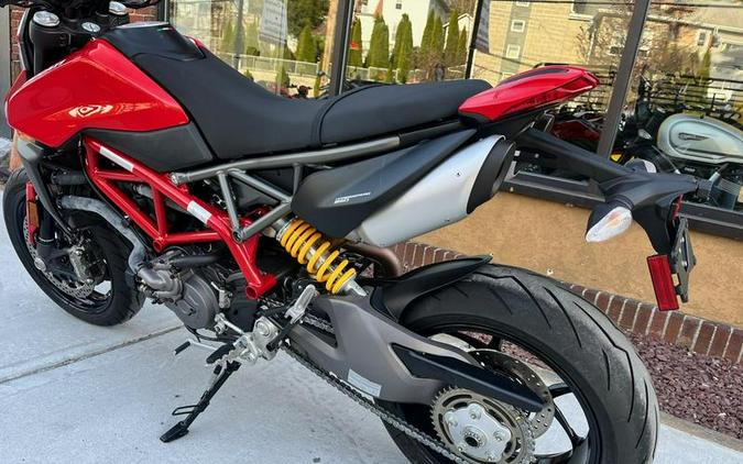 2022 Ducati Hypermotard 950 Ducati Red