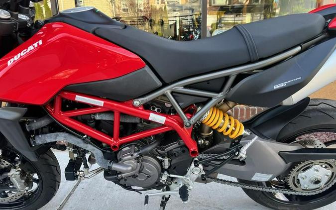 2022 Ducati Hypermotard 950 Ducati Red