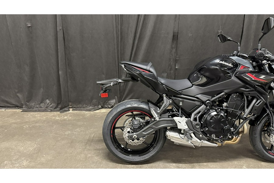 2025 Z650 - Kawasaki