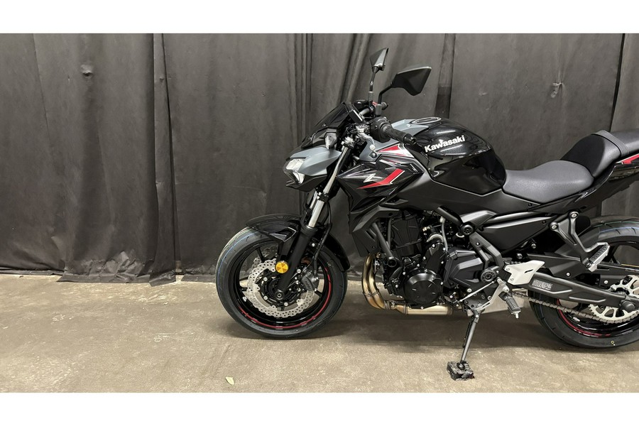 2025 Z650 - Kawasaki