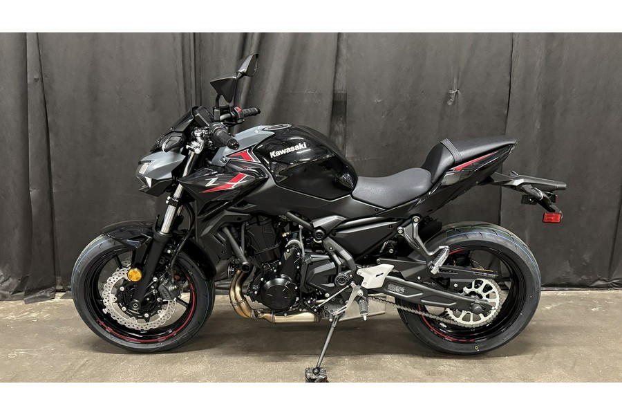 2025 Z650 - Kawasaki