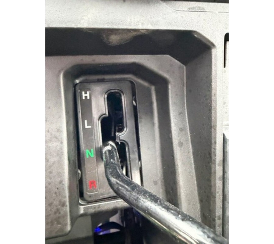 2025 Kawasaki RIDGE XR Crew HVAC