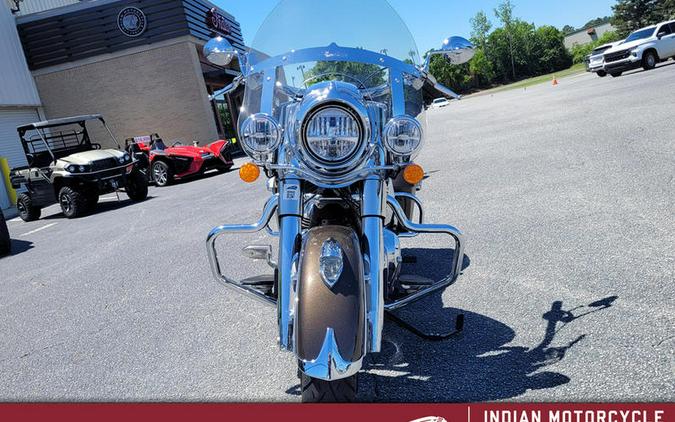 2024 Indian Motorcycle® Springfield® Bronze Pearl/Silver Qurtz
