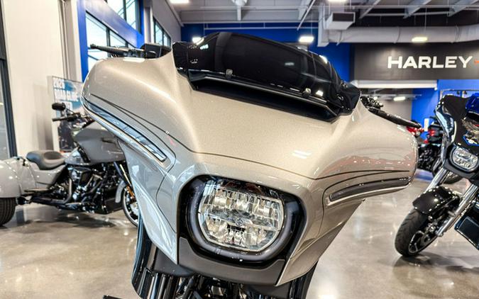2023 Harley-Davidson FLHXSE - CVO Street Glide