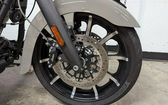 2023 Indian Springfield Dark Horse Quartz Gray