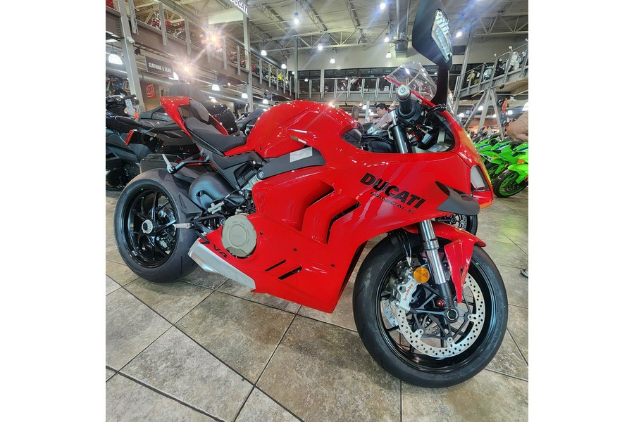 2024 Ducati Panigale V4