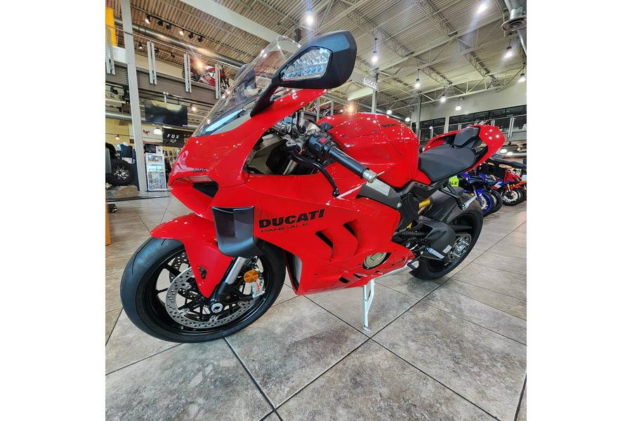 2024 Ducati Panigale V4