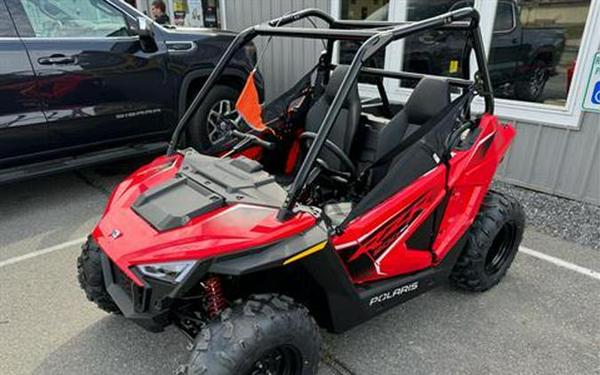 2025 Polaris RZR 200 EFI