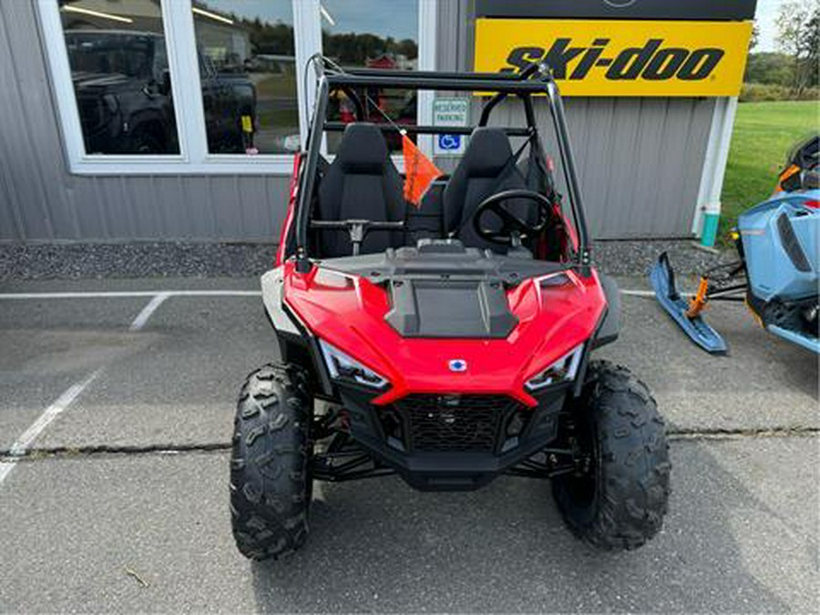 2025 Polaris RZR 200 EFI