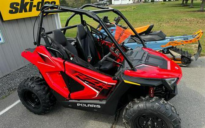 2025 Polaris RZR 200 EFI