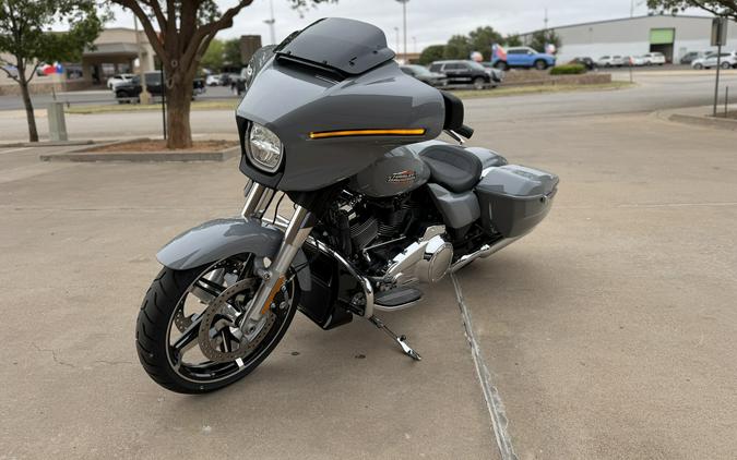 2026 Harley-Davidson® Street Glide® Dark Billiard Gray Chrome Trim