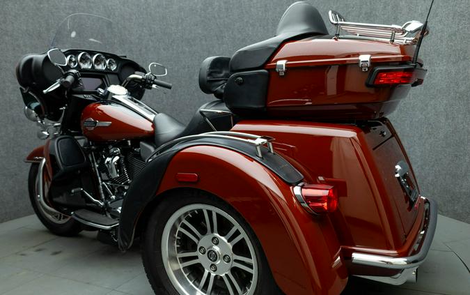 2024 HARLEY DAVIDSON FLHTCUTG TRI GLIDE ULTRA CLASSIC TRIKE W/ABS
