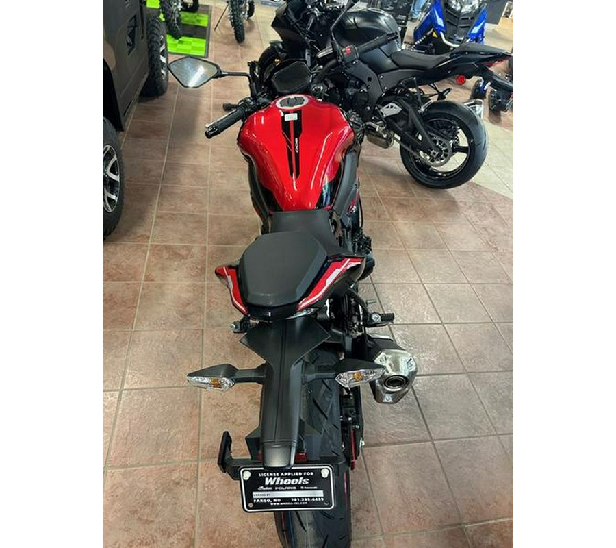 2024 Kawasaki Z900 ABS Candy Persimmon Red/Ebony