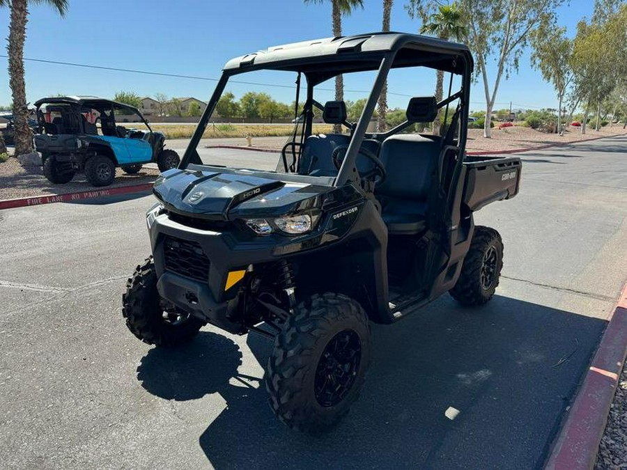 2024 Can-Am® Defender DPS HD10 Timeless Black