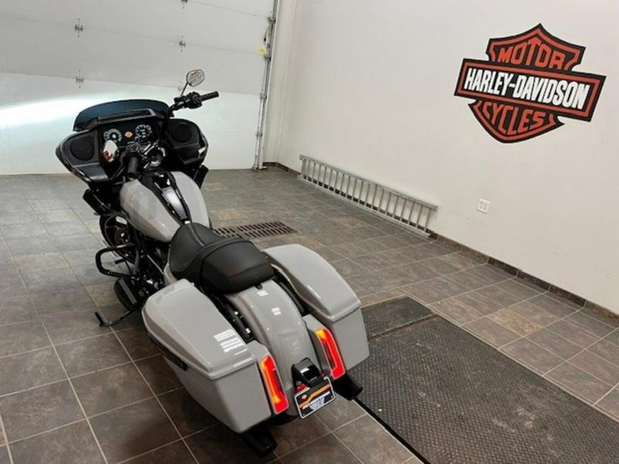 2025 Harley-Davidson® FLTRX - Road Glide®