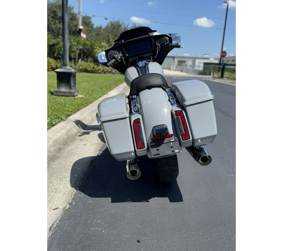 2025 Harley-Davidson FLHX - Street Glide