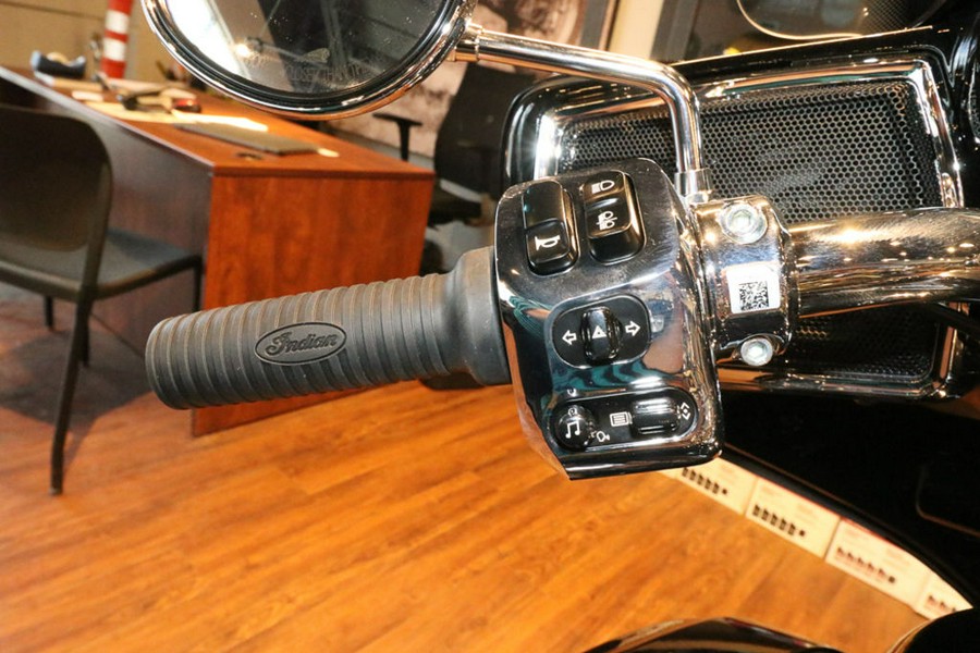 2025 Indian Motorcycle® Roadmaster® Elite Springfield Blue Candy