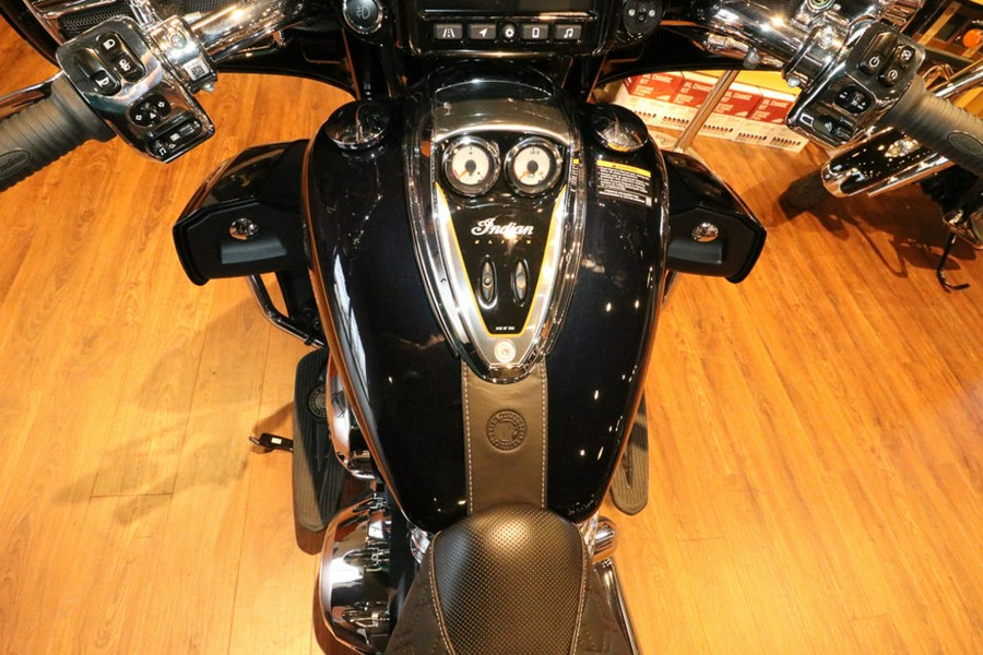 2025 Indian Motorcycle® Roadmaster® Elite Springfield Blue Candy