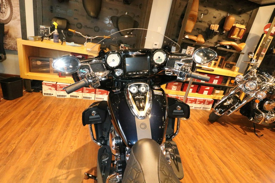 2025 Indian Motorcycle® Roadmaster® Elite Springfield Blue Candy