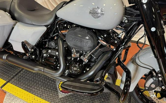 2025 Harley-Davidson® FLHRXS - Road King® Special
